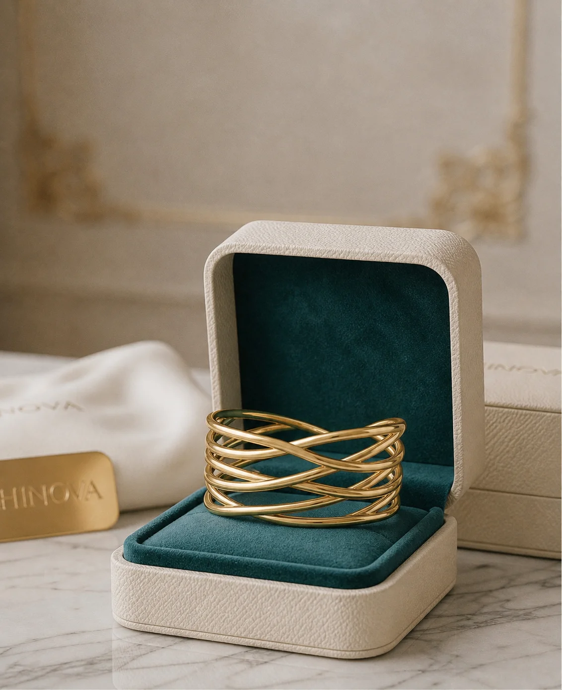 Interlock bracelet