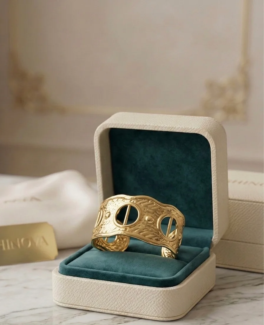 Cutout bracelet