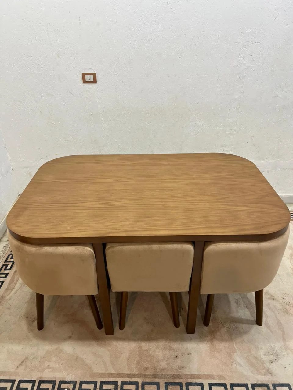 تربيزه متداخله 6كرسي